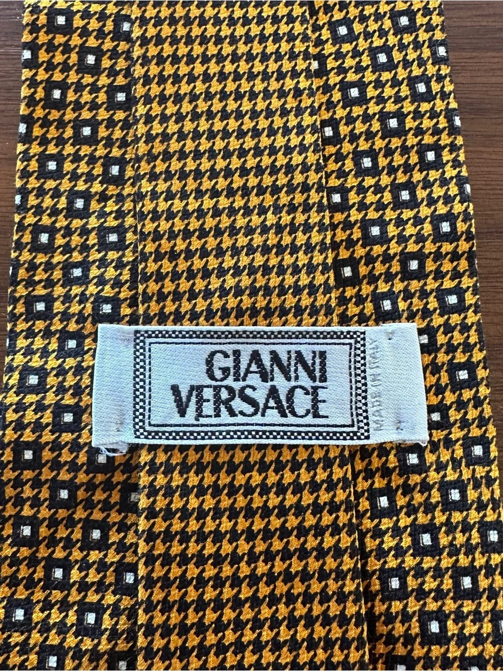 Gianni Versace Yellow and Black Geometric Houndstooth Silk Tie